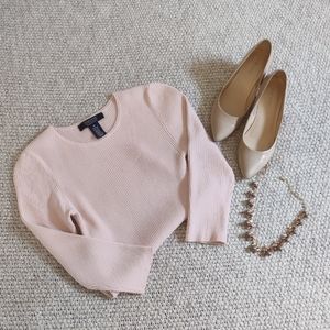 Jones Wear  essentials Light pink 3/4 length sleeve sweater.